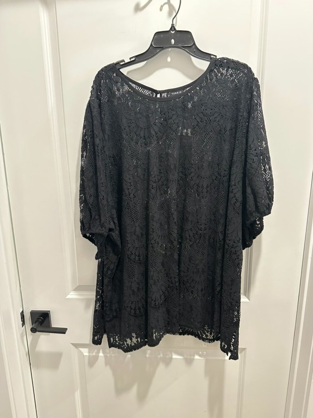 TORRID Black Lace Short Sleeve Blouse size 5